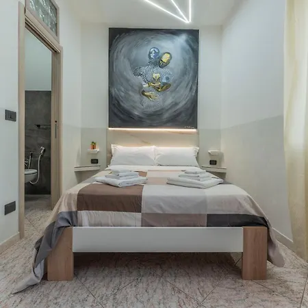 Fioravanti - San Luca & Genesis House, A Pochi Passi Dalla Stazione, Vicino Al Cuore Di Aparthotel