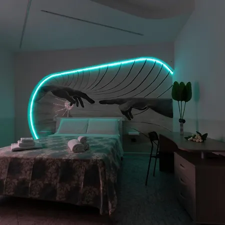 Fioravanti - San Luca & Genesis House, A Pochi Passi Dalla Stazione, Vicino Al Cuore Di Apartahotel Bolonia