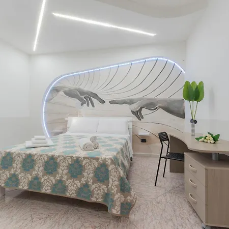 Fioravanti - San Luca & Genesis House, A Pochi Passi Dalla Stazione, Vicino Al Cuore Di Apartahotel