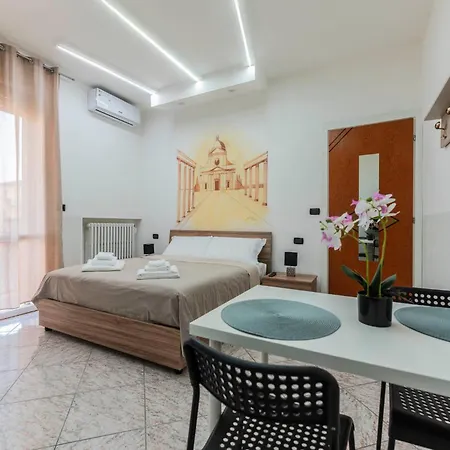 Fioravanti - San Luca & Genesis House, A Pochi Passi Dalla Stazione, Vicino Al Cuore Di Apartahotel Bolonia